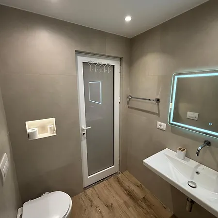 Sea-view By Shelly Appartement Sarandë